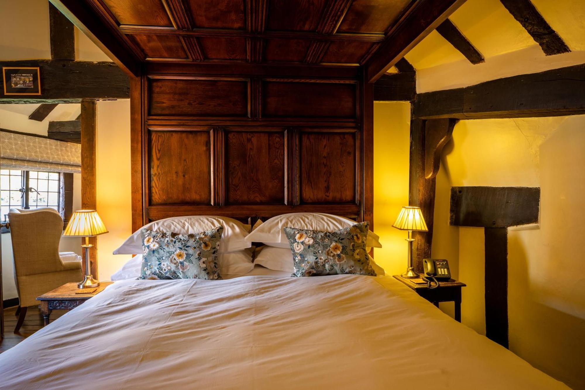 The Crown Inn Chiddingfold Cameră foto